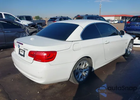 2011 BMW 328I из США, поврежденный, VIN WBADW3C54BE537157